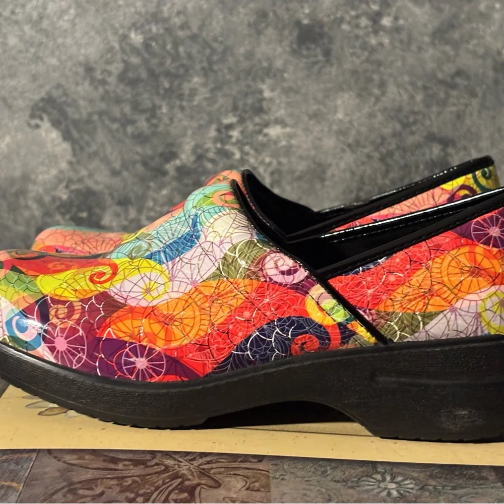 Savvy Brandy Nursing Shoe - Nautilus - Picture 7 of 16